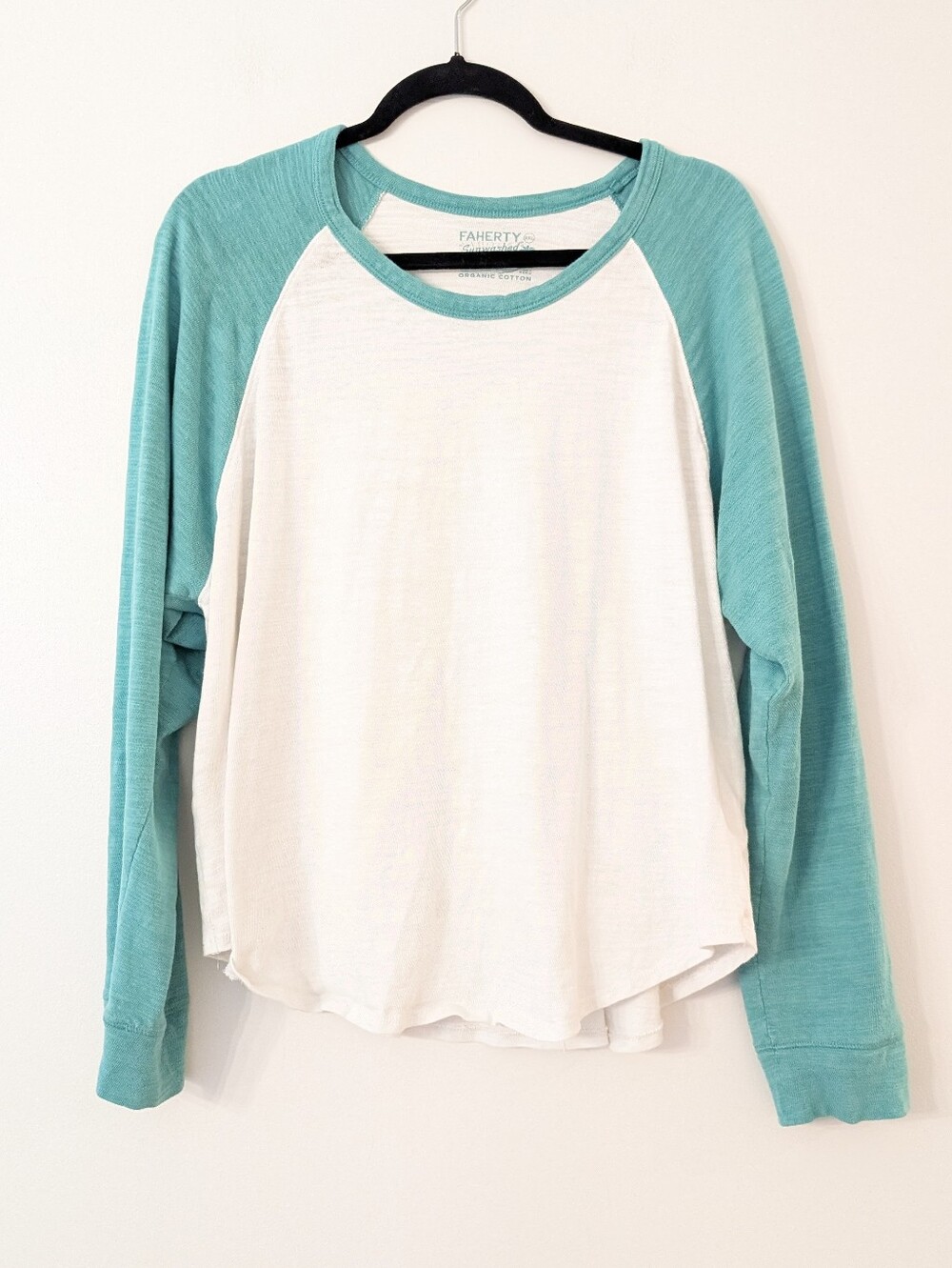 Faherty Legend Rib Knit Long Raglan sleeve top size XXL